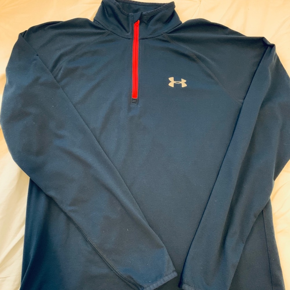 Under Armour Navy 1/4 Zip Size Medium